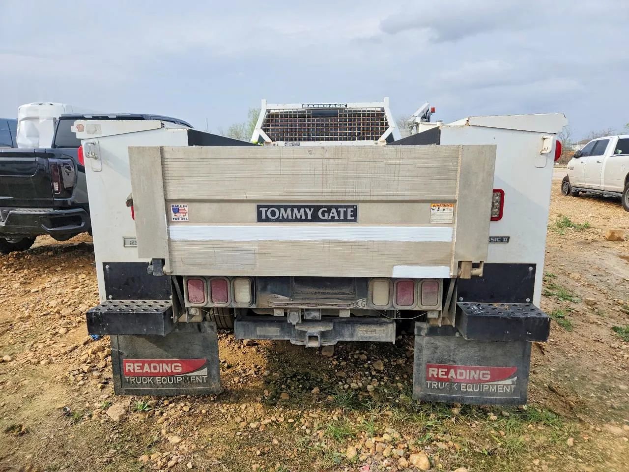 Used 2019 Ford F450 XL w/ Power Equipment Group image 2