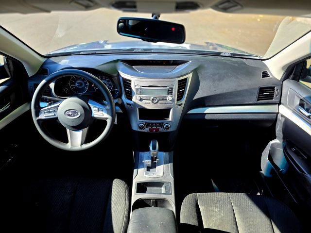 Used 2010 Subaru Outback 2.5i AWD/4WD image 14