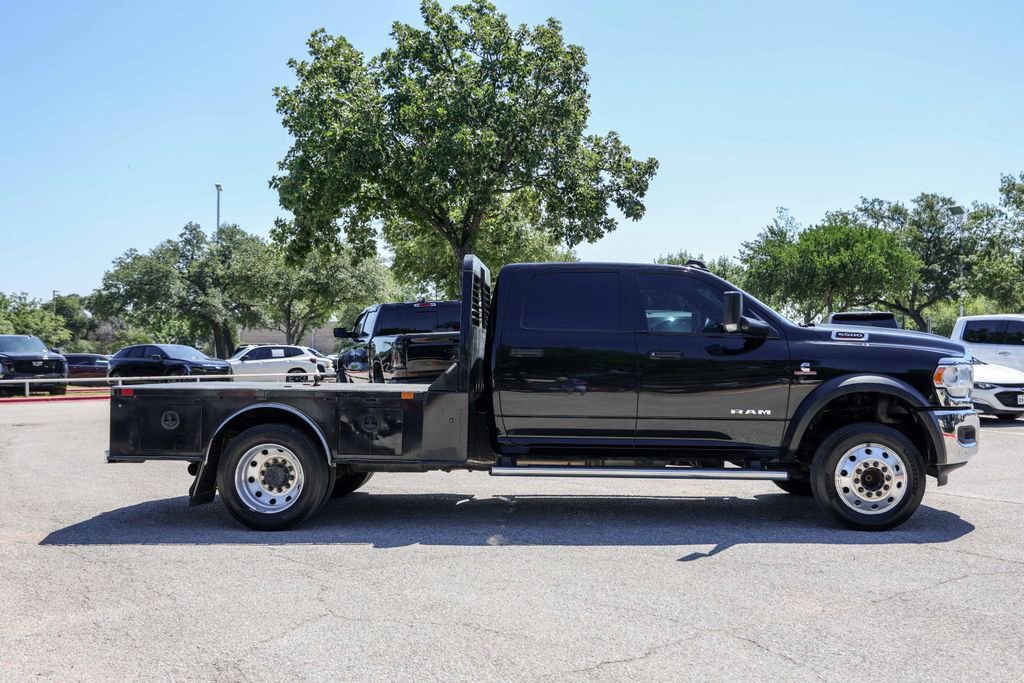 Used 2022 RAM 5500 Tradesman w/ Chrome Appearance Group AWD/4WD image 8