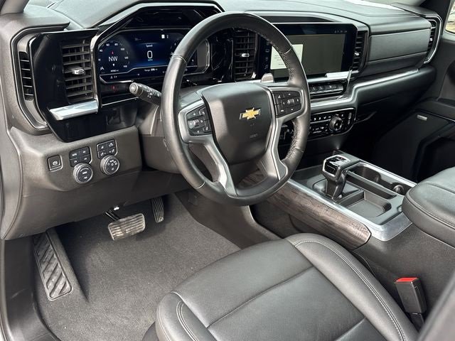 Used 2023 Chevrolet Silverado 1500 LTZ image 10