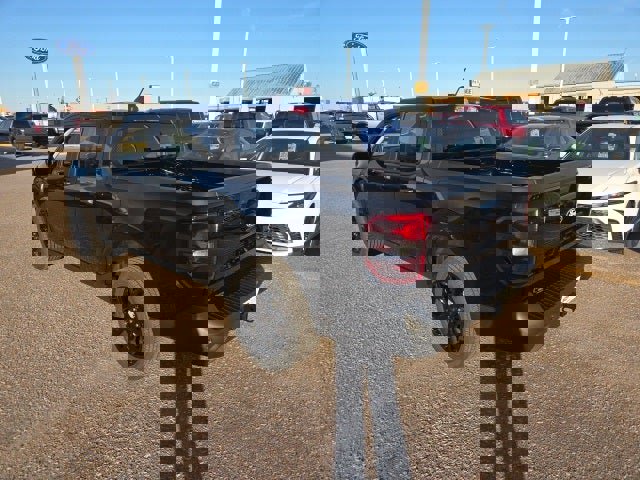 New 2025 Ford Maverick XLT w/ XLT Luxury Package image 3