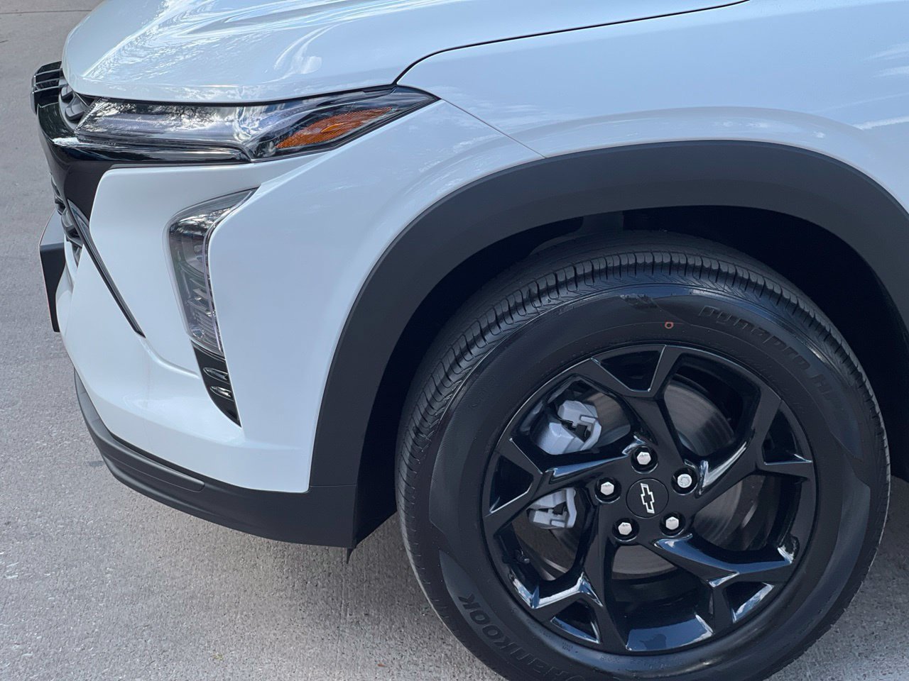 New 2026 Chevrolet Trax LT w/ Driver Confidence Package FWD image 27