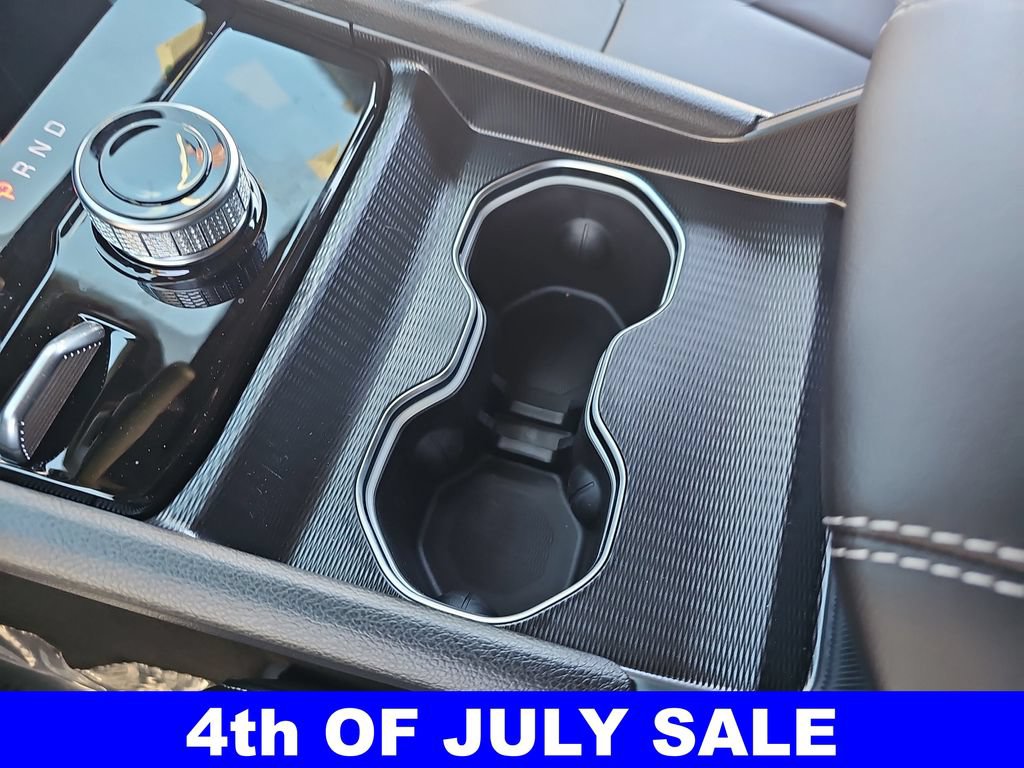 New 2026 Jeep Grand Cherokee L Limited w/ Limited Altitude Package AWD/4WD image 26
