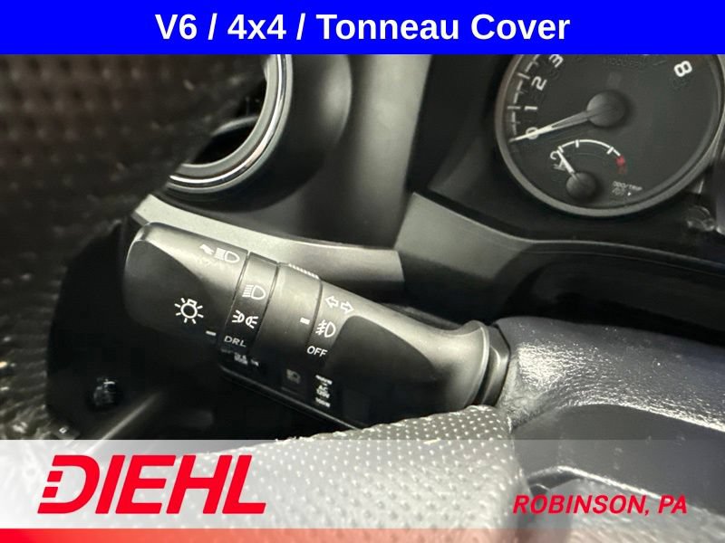 Used 2020 Toyota Tacoma TRD Sport AWD/4WD image 24
