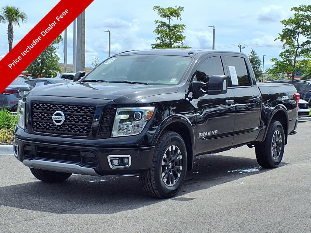 Used 2018 Nissan Titan PRO-4X w/ Pro-4x Convenience Package AWD/4WD image 4