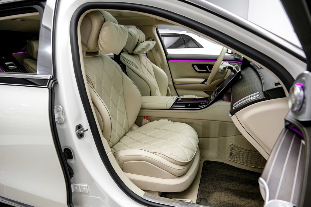 Used 2023 Mercedes-Benz Maybach S 680 4MATIC image 44