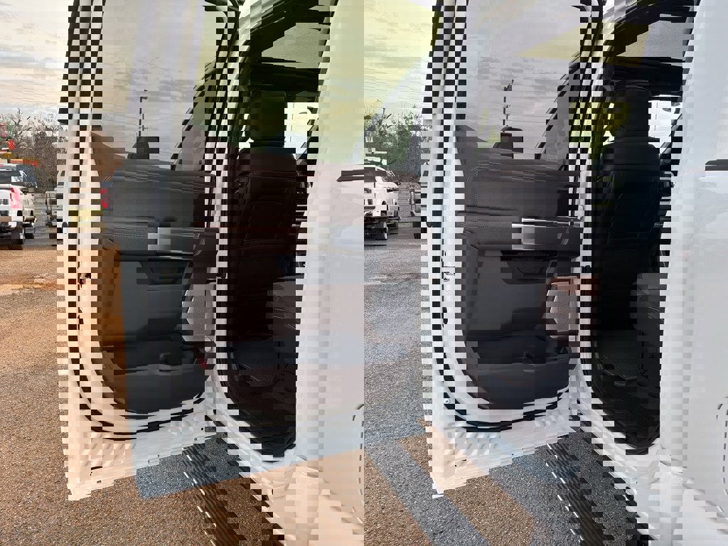 New 2026 Ford F250 King Ranch w/ Chrome Package image 14