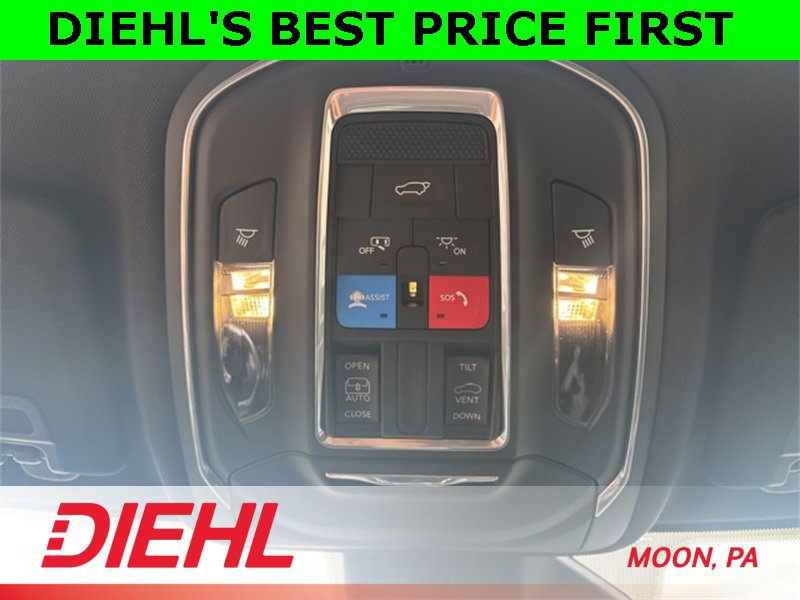 New 2025 Jeep Grand Cherokee L Altitude image 22