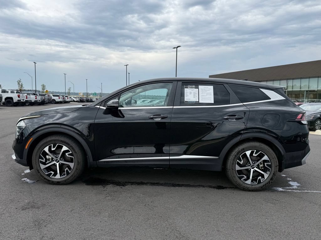 Used 2024 Kia Sportage EX FWD image 8