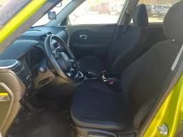 Used 2014 Kia Soul FWD image 11