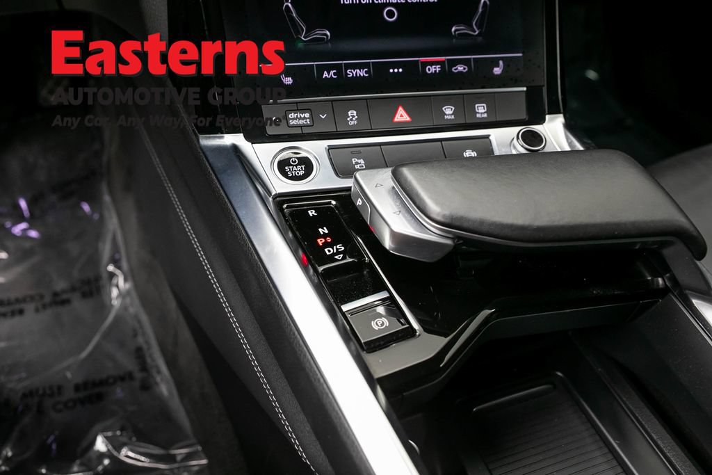 Used 2021 Audi e-tron Premium w/ Convenience Plus Package AWD/4WD image 13