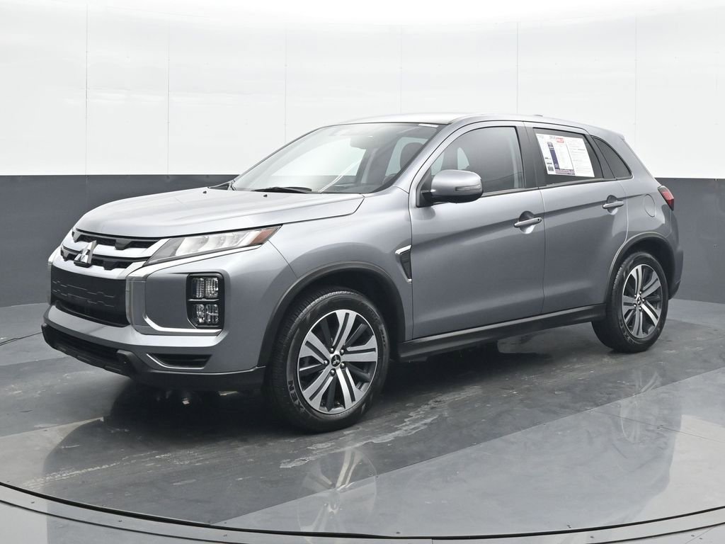 Used 2024 Mitsubishi Outlander Sport SE AWD/4WD image 2