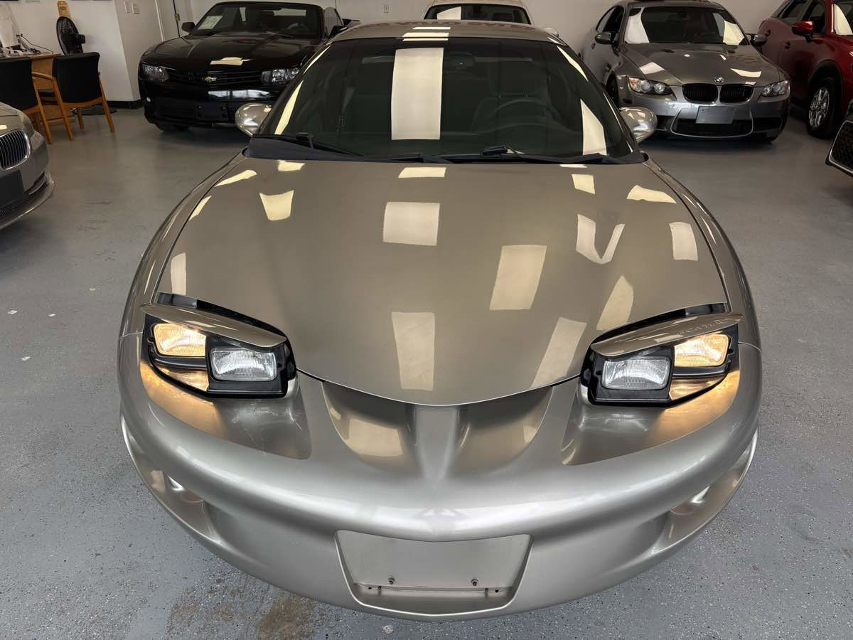 Used 2000 Pontiac Firebird Coupe image 9