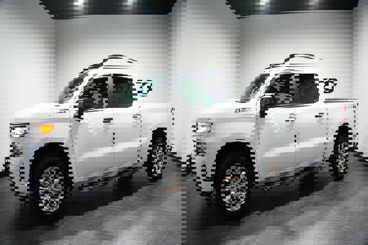 Used 2021 Chevrolet Silverado 1500 Custom image 4