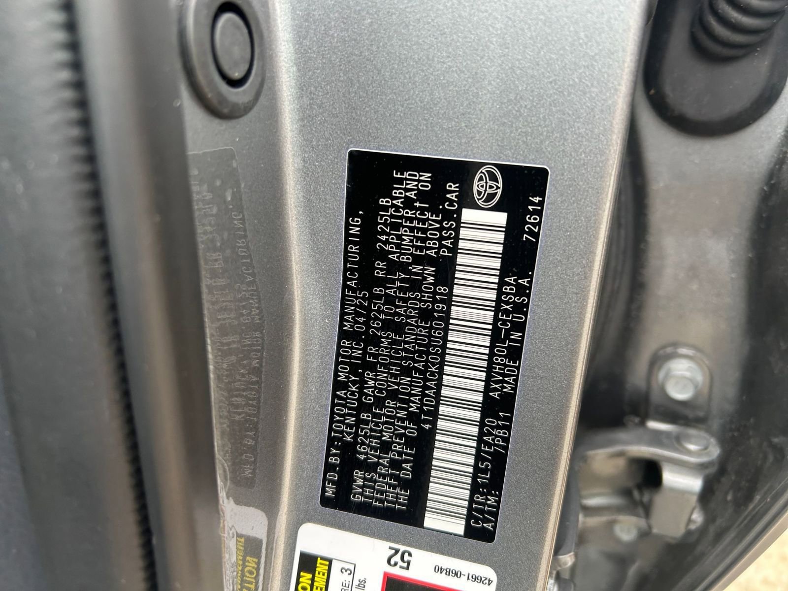 Used 2025 Toyota Camry SE FWD image 30