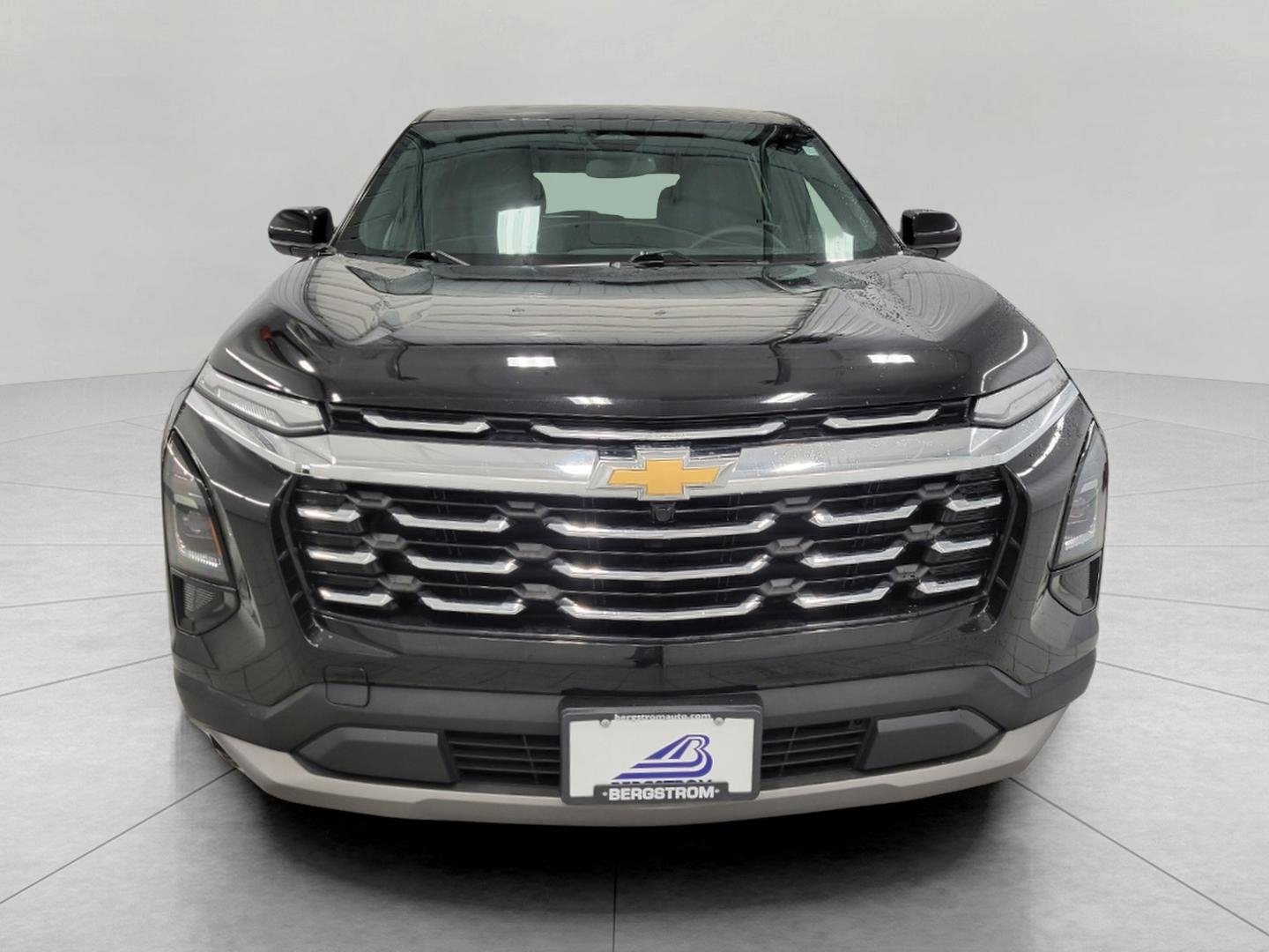 Used 2025 Chevrolet Equinox LT AWD/4WD image 13