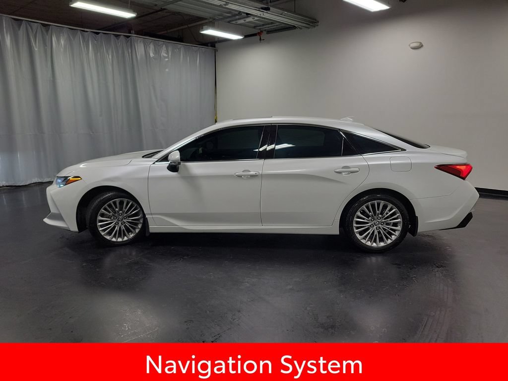 Used 2019 Toyota Avalon Limited w/ Advanced Safety Package FWD image 5