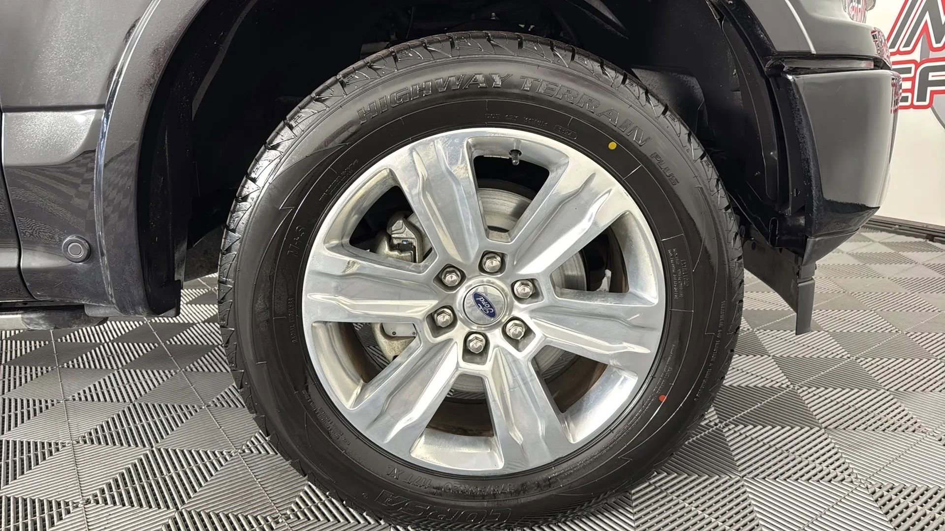Used 2020 Ford F150 Platinum w/ Equipment Group 701A Luxury AWD/4WD image 48