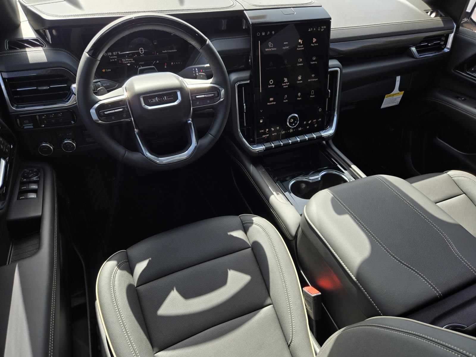 New 2026 GMC Yukon XL Denali w/ Sun & Power Step Package AWD/4WD image 6