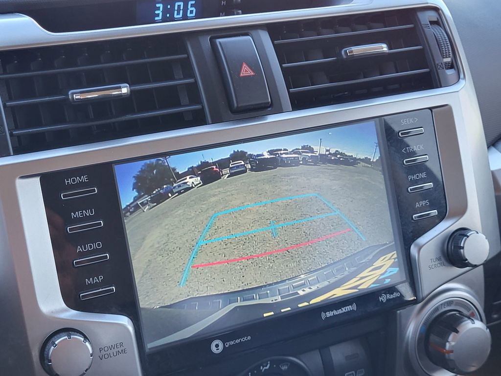 Used 2020 Toyota 4Runner SR5 Premium image 16