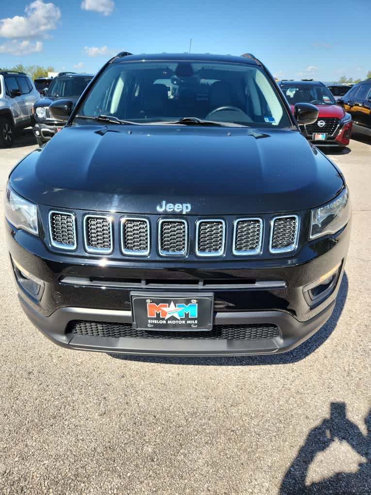 Used 2018 Jeep Compass Latitude w/ Popular Equipment Group AWD/4WD image 14