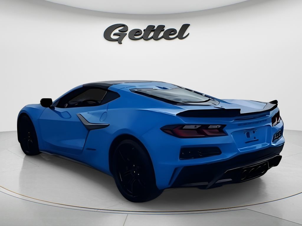 Used 2025 Chevrolet Corvette Z06 image 6