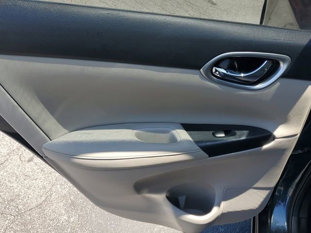 Used 2017 Nissan Sentra SL w/ SL Premium Technology Package FWD image 9