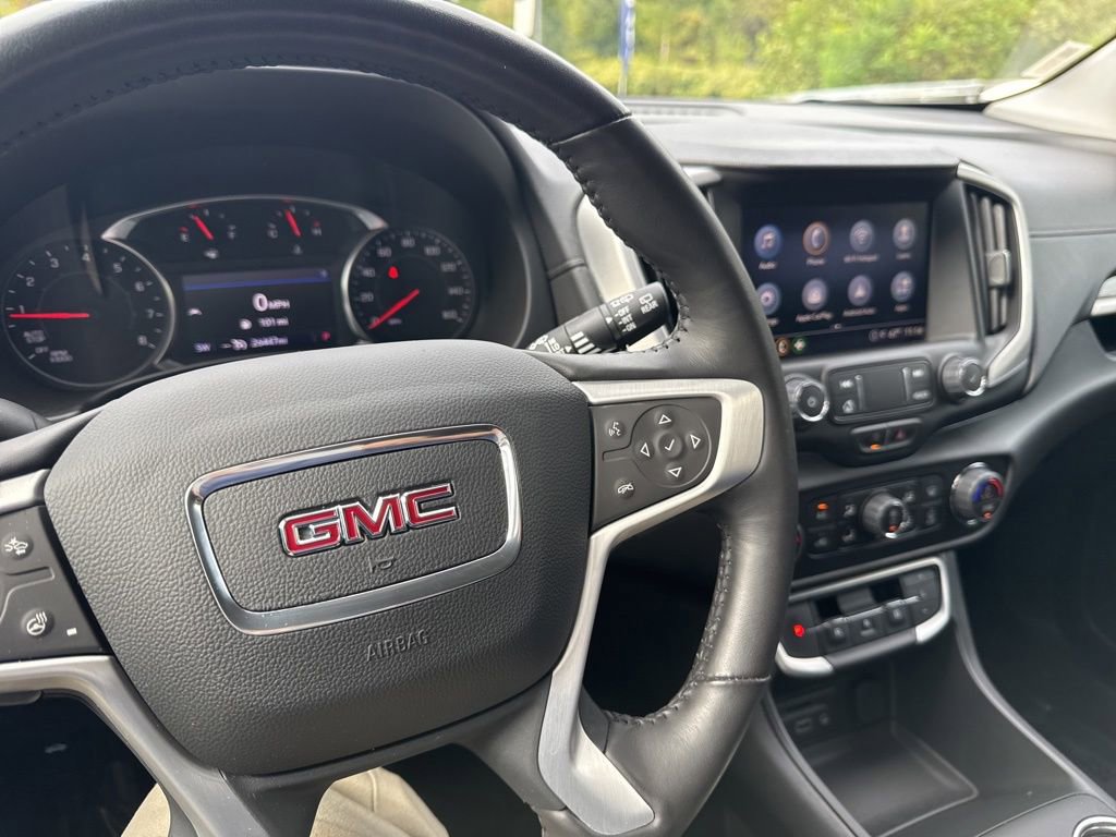 Used 2022 GMC Terrain SLT w/ LPO, Floor Liner Package image 2