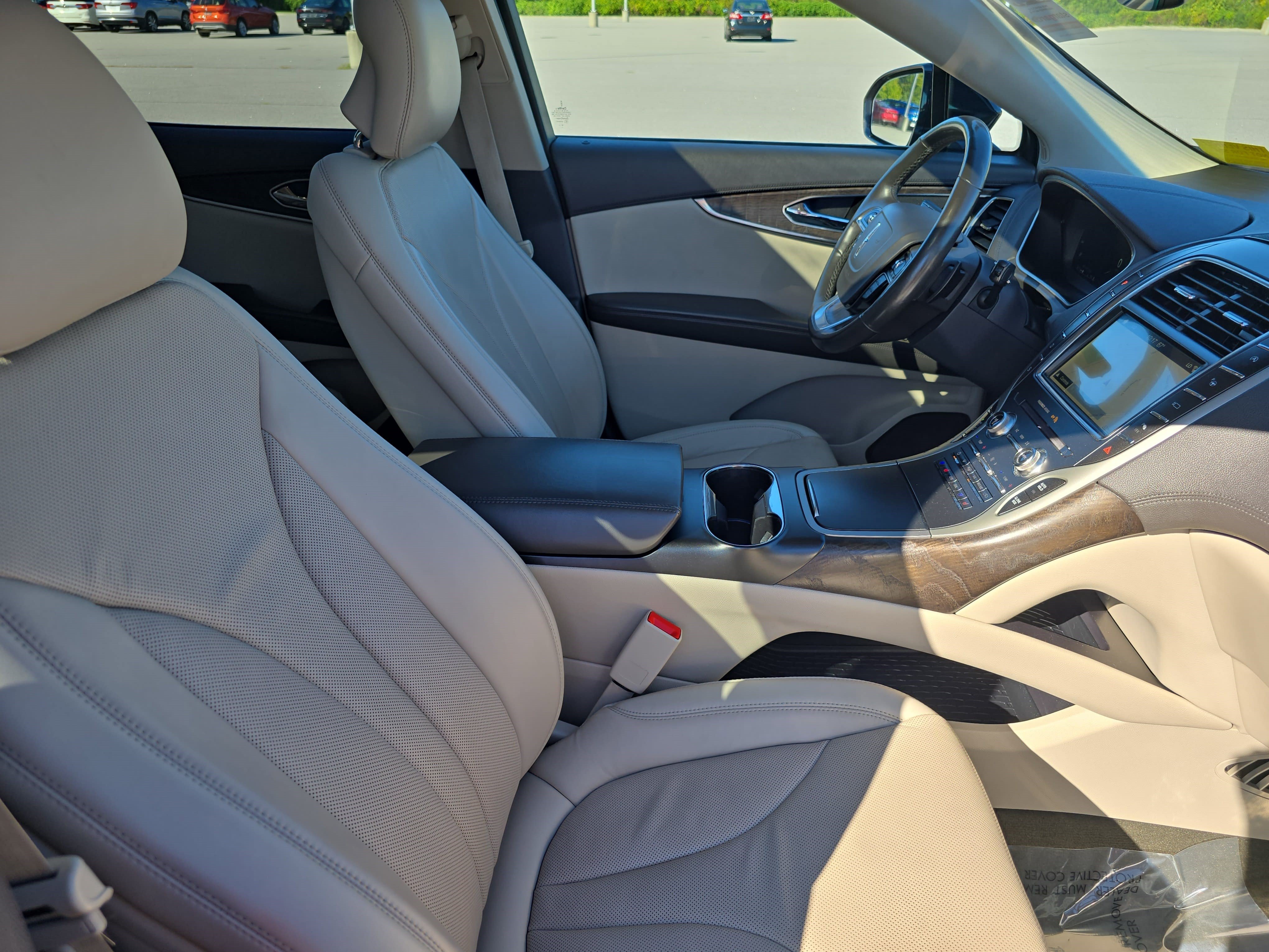 Used 2019 Lincoln Nautilus Reserve AWD/4WD image 10