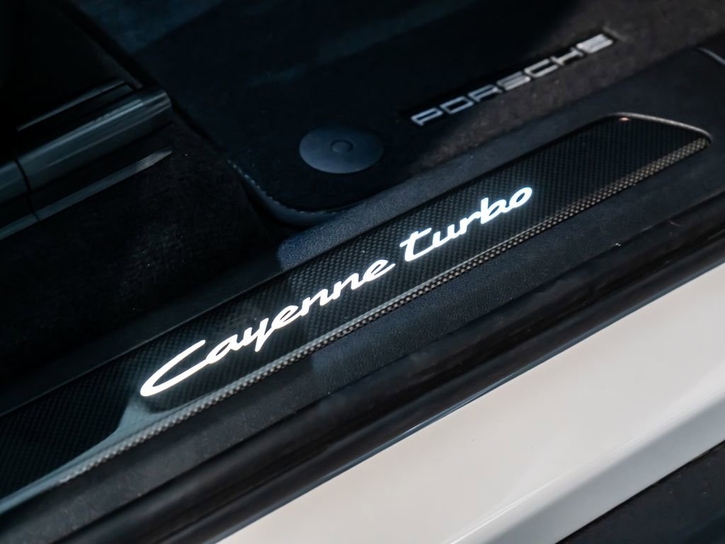Certified 2025 Porsche Cayenne Turbo image 29