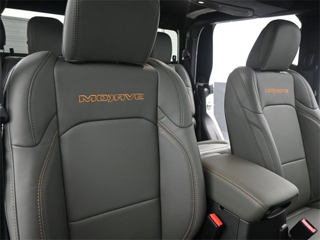 New 2025 Jeep Gladiator Mojave image 17