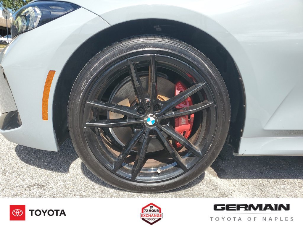 Used 2024 BMW 330i Sedan w/ M Sport Package RWD image 14