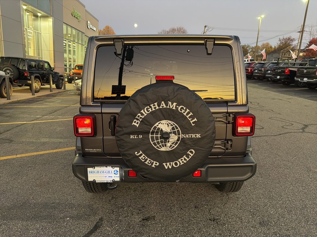 Certified 2021 Jeep Wrangler Unlimited Sahara image 17