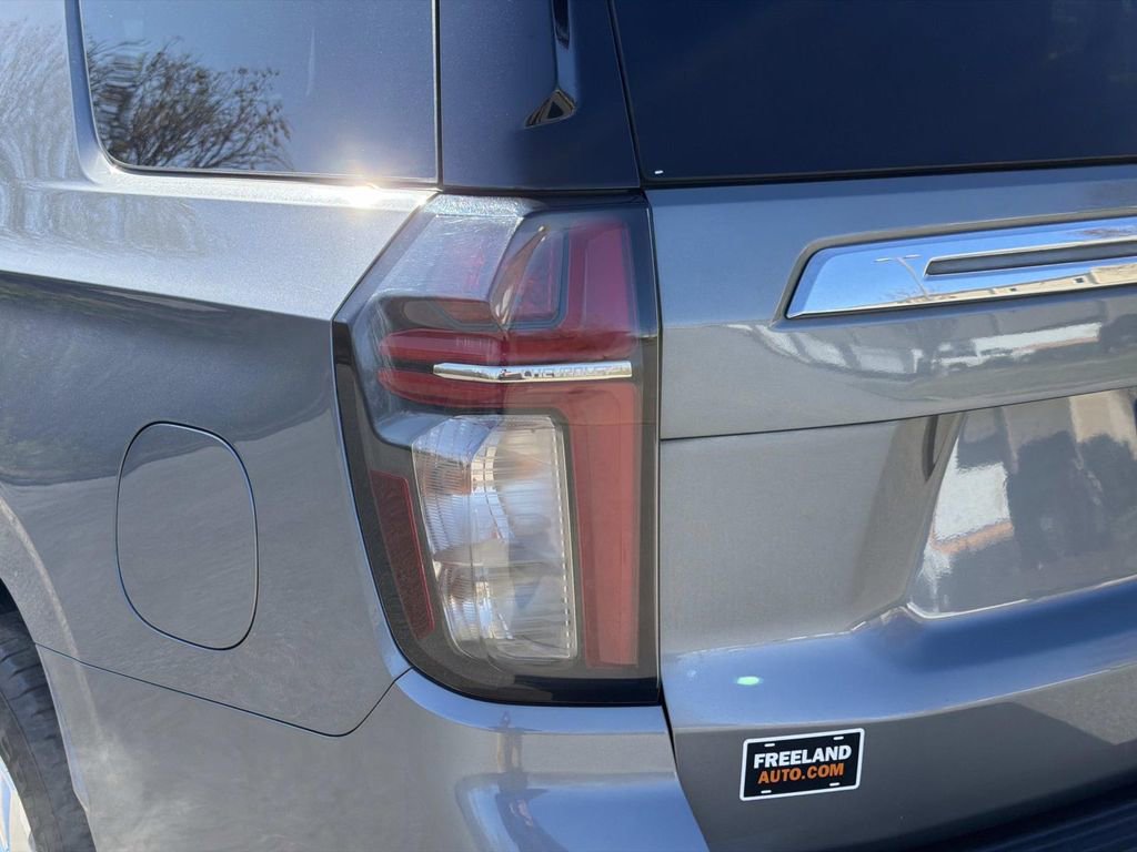 Used 2021 Chevrolet Tahoe Premier RWD image 12