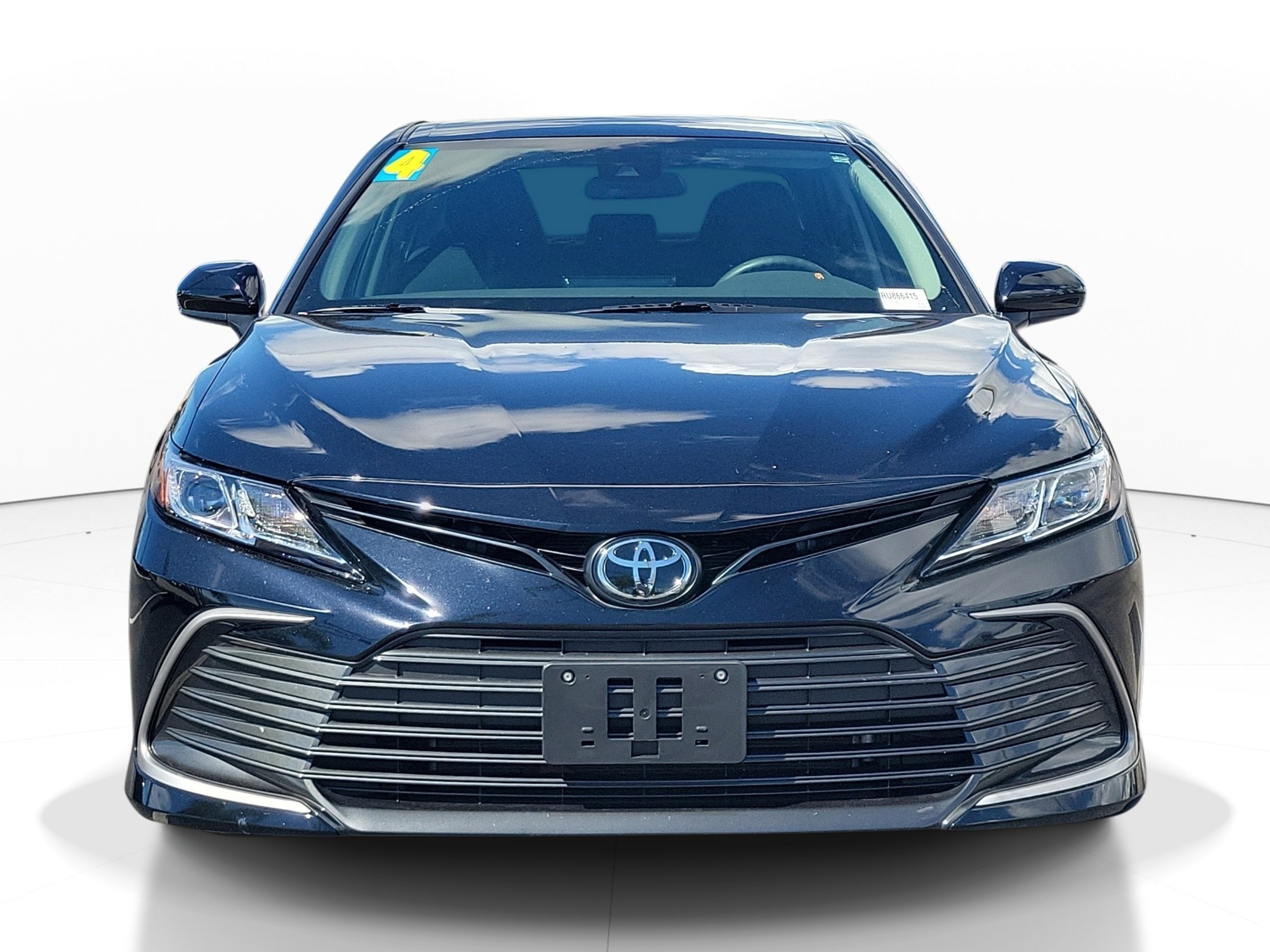 Used 2024 Toyota Camry LE FWD image 2