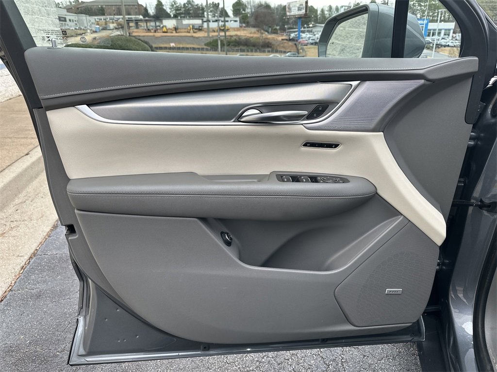 Used 2020 Cadillac XT5 Premium Luxury image 10