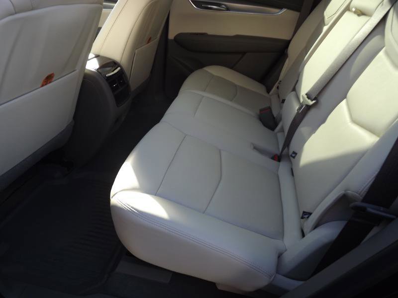 Used 2021 Cadillac XT5 Premium Luxury w/ LPO, Floor Liner Package image 26