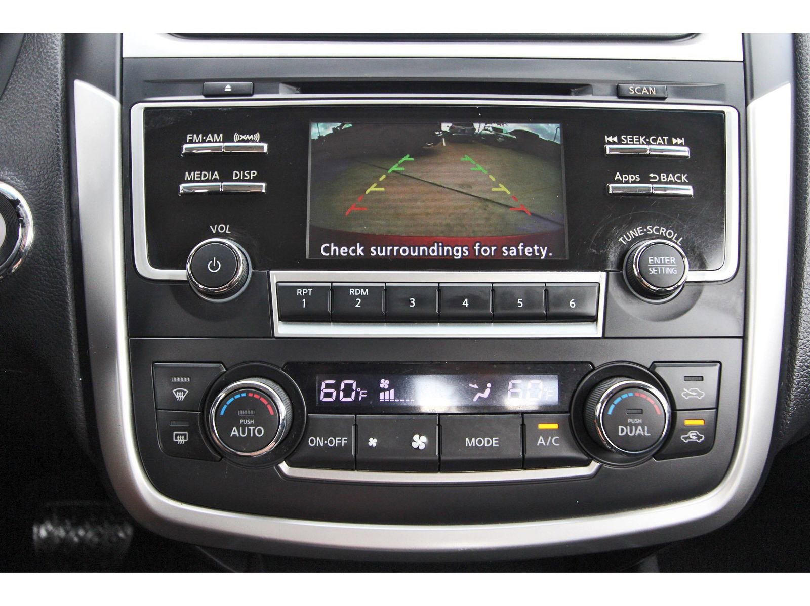 Used 2016 Nissan Altima 2.5 SV FWD image 25