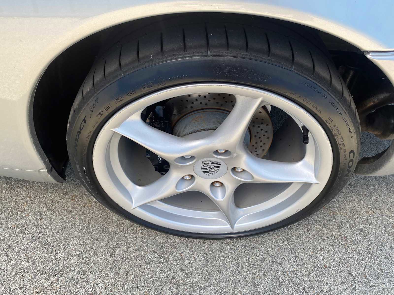 Used 2003 Porsche 911 Carrera 4 image 28