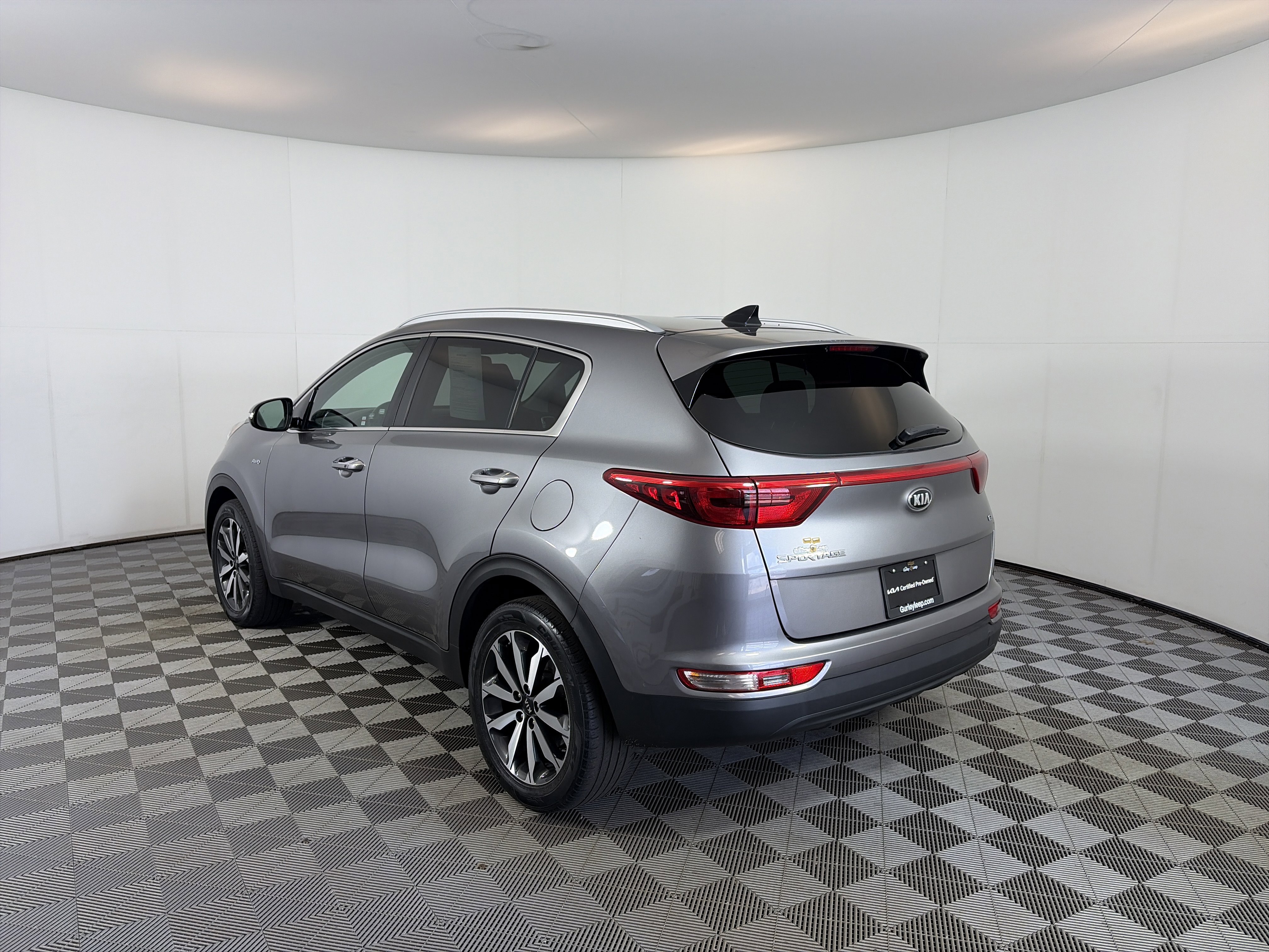 Used 2017 Kia Sportage EX w/ EX Premium Package AWD/4WD image 8