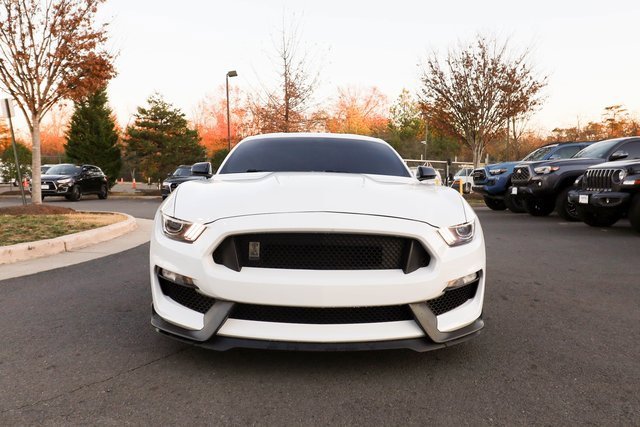 Used 2018 Ford Mustang Shelby GT350 w/ Convenience Package image 2