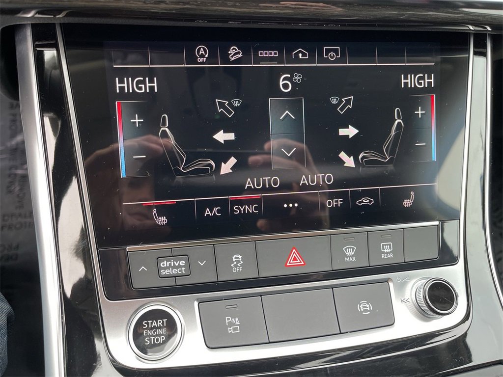 Used 2023 Audi Q7 3.0T Premium image 19