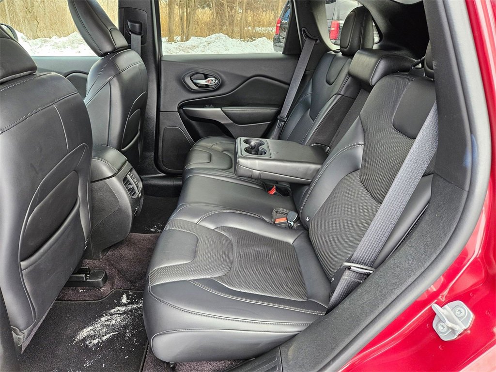 Used 2019 Jeep Cherokee Limited image 20