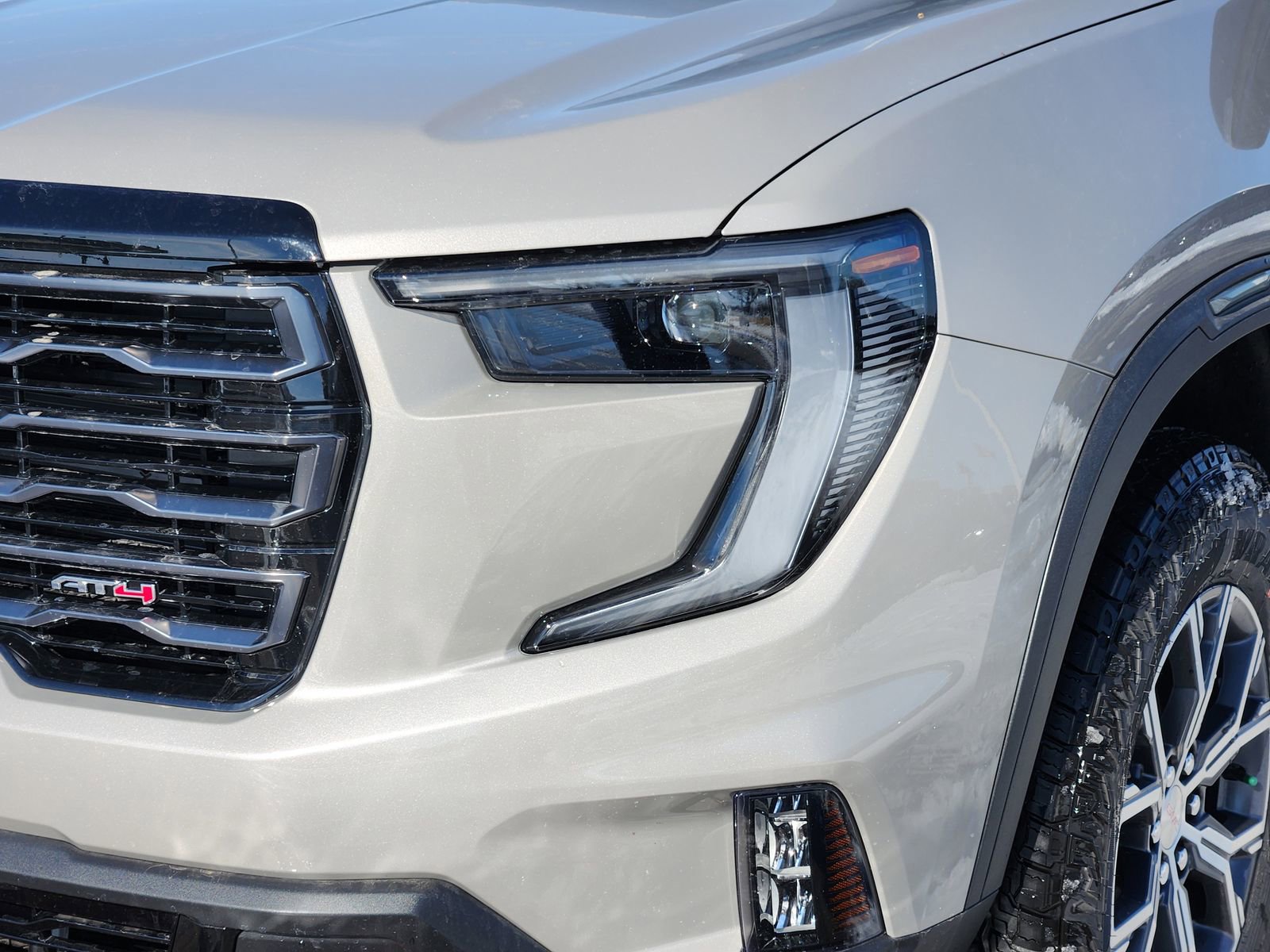 New 2026 GMC Acadia AT4 w/ Luxury Package image 11