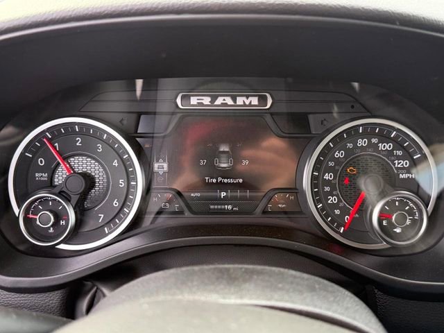 New 2026 RAM 1500 Big Horn AWD/4WD image 23