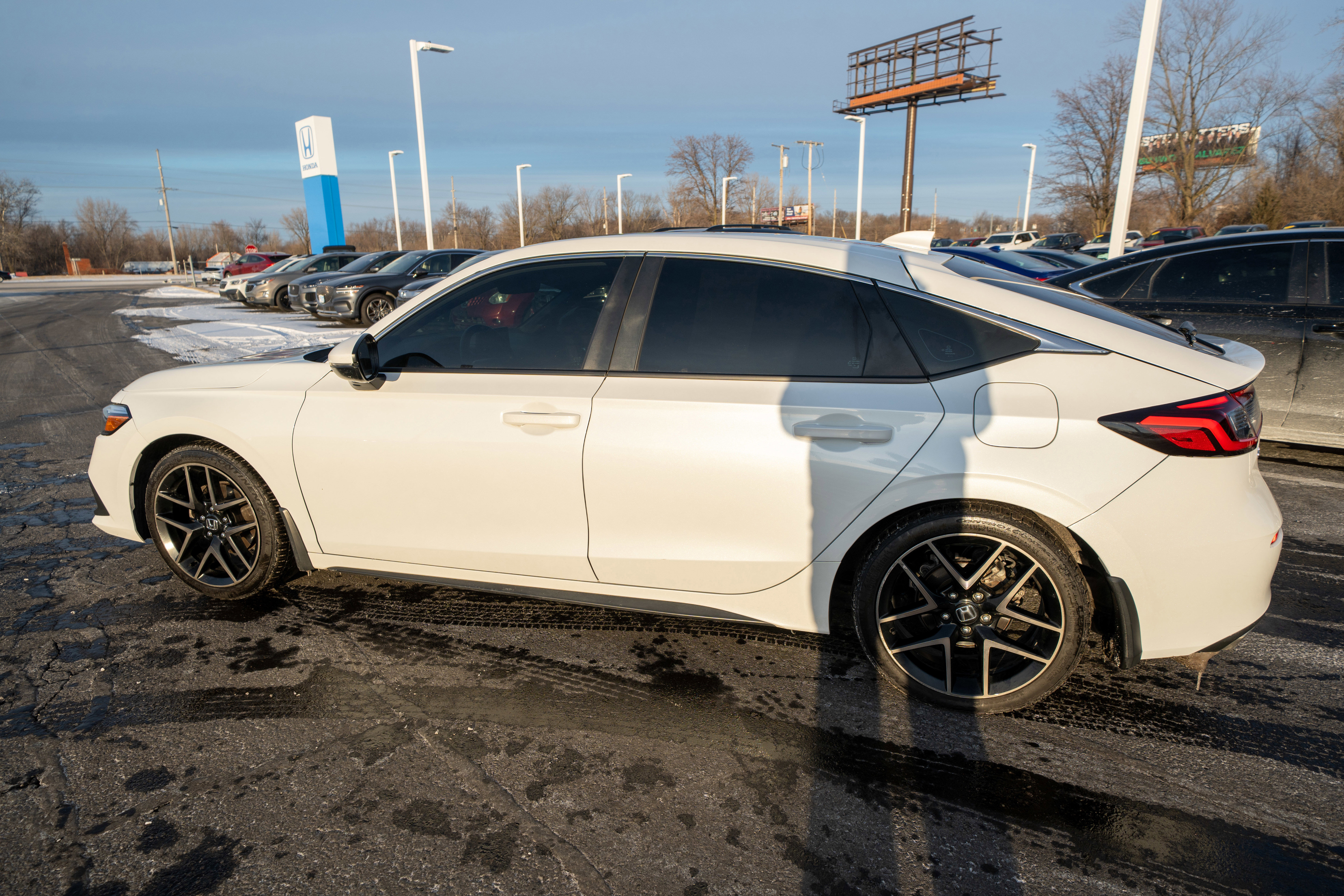 Certified 2022 Honda Civic Sport Touring image 4