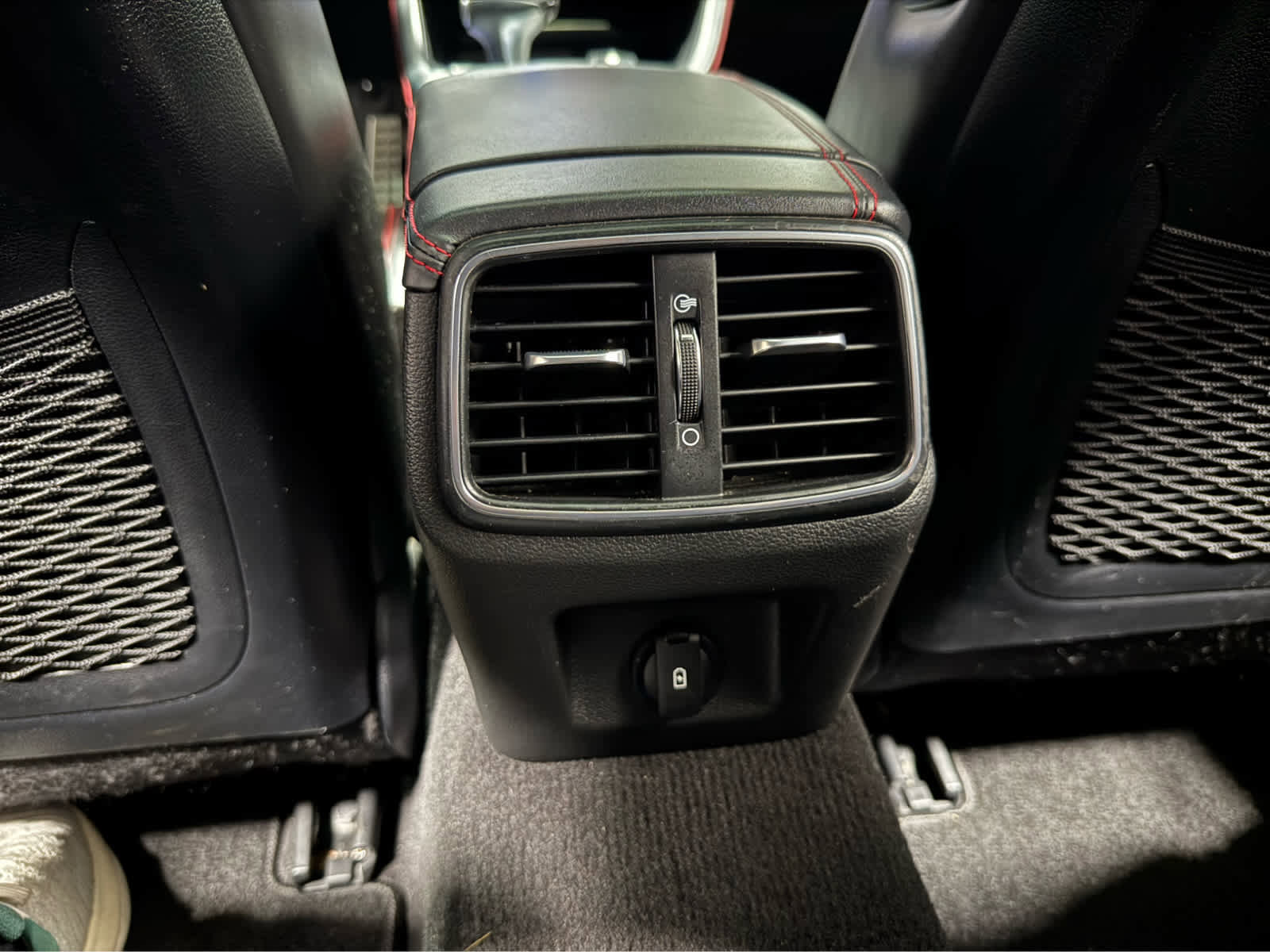 Used 2019 Genesis G70 3.3T Advanced w/ Sport Package image 37