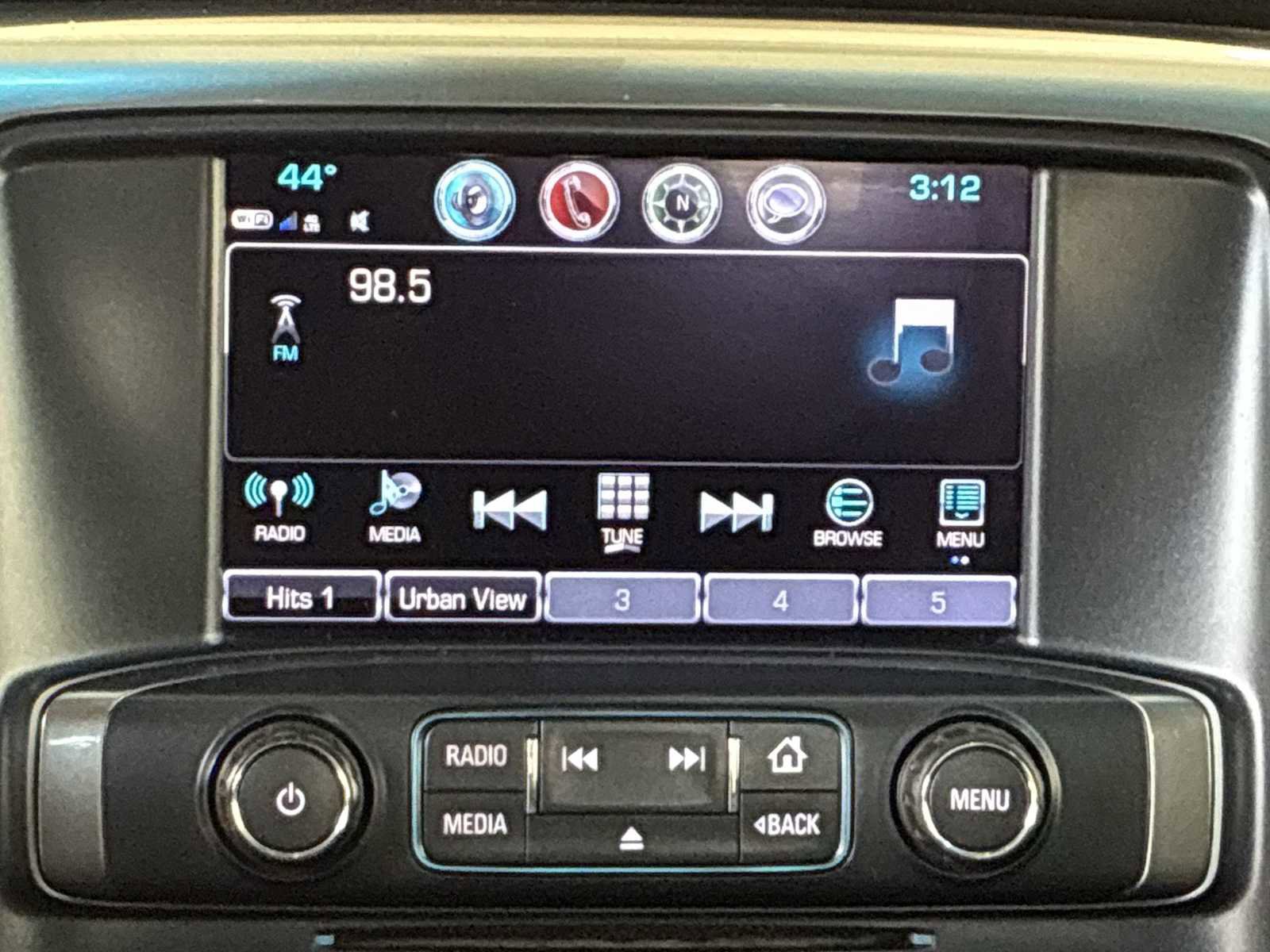 Used 2018 Chevrolet Silverado 1500 LT w/ Trailering Package AWD/4WD image 12