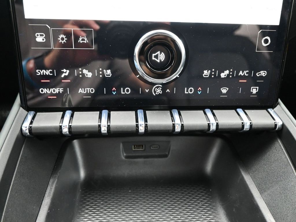 New 2026 GMC Terrain AT4 w/ Convenience Package III image 18