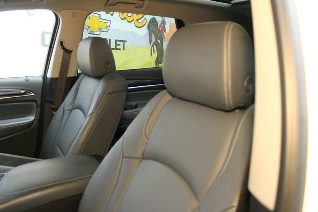 Used 2021 Buick Enclave Essence image 20